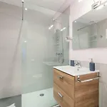 Апартаменти Zurriola - Beachside Comfort Сан-Себастьян