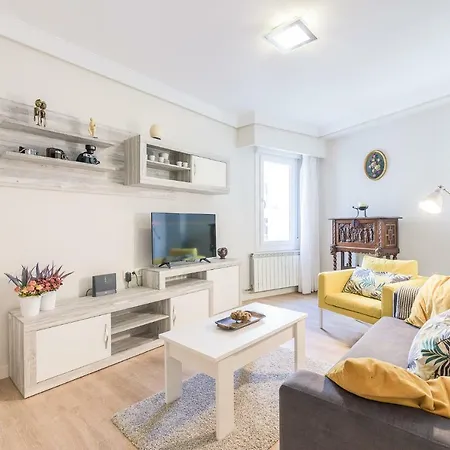 شقة Zurriola - Beachside Comfort