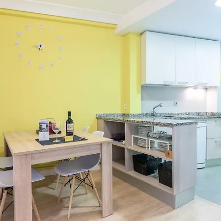 Apartamento Zurriola - Beachside Comfort